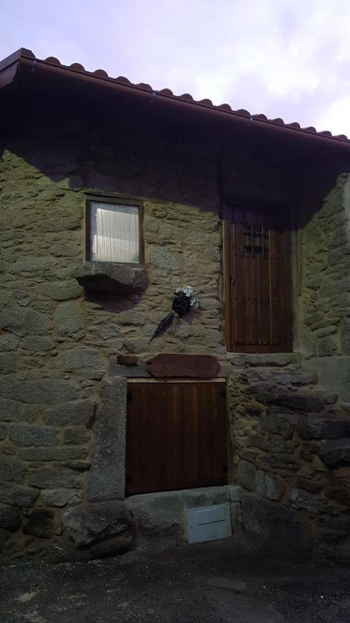 A Paragueria Sas de Penelas Exterior photo