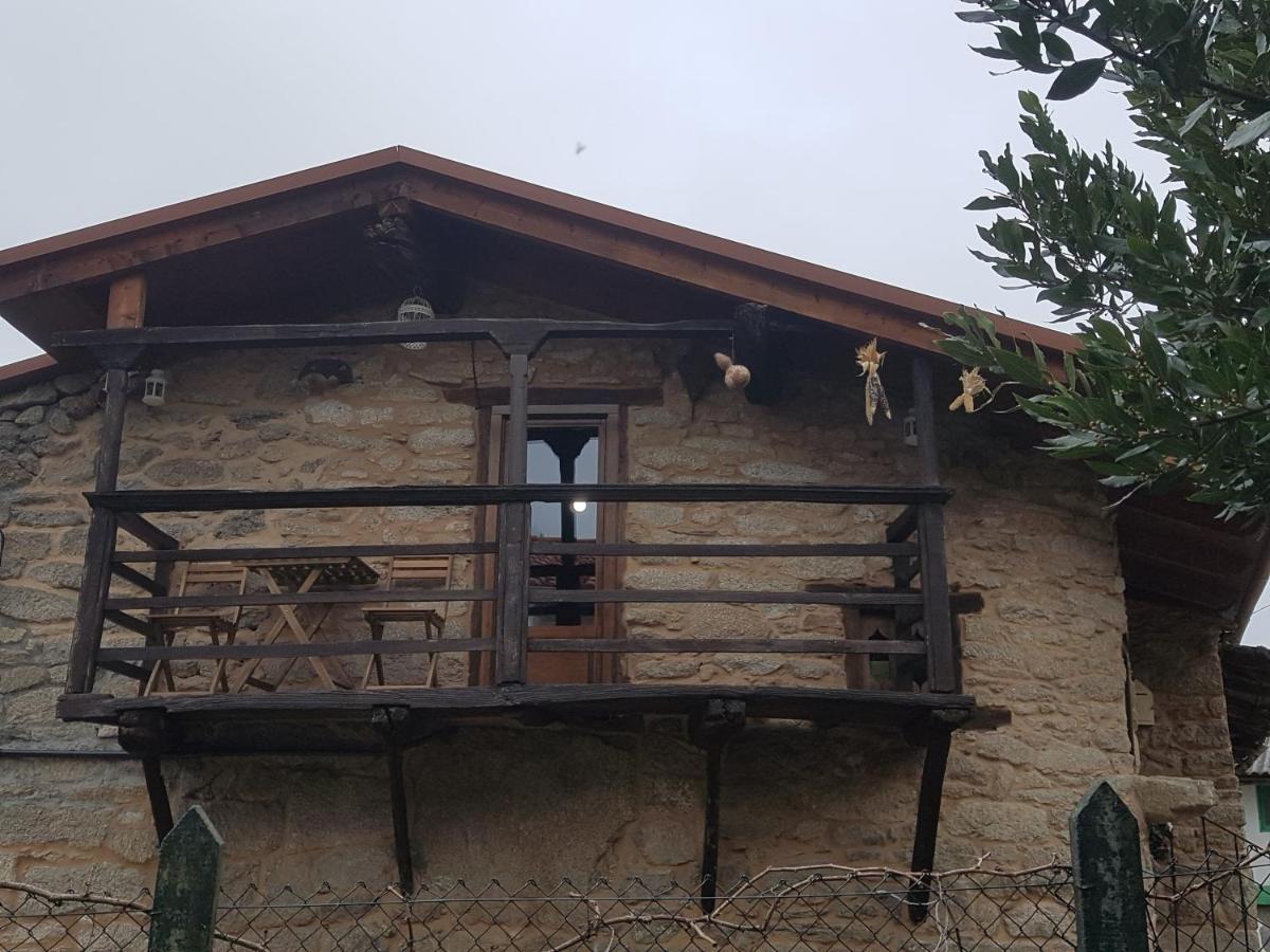 A Paragueria Sas de Penelas Exterior photo