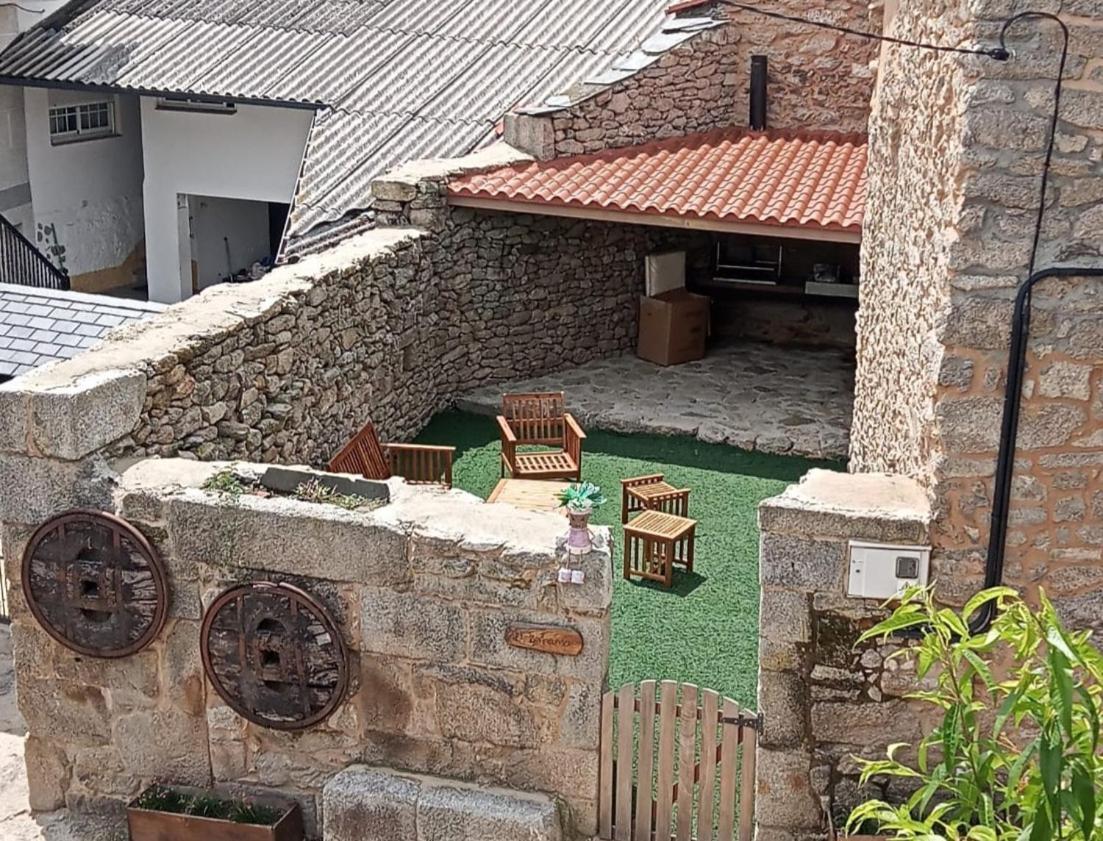 A Paragueria Sas de Penelas Exterior photo